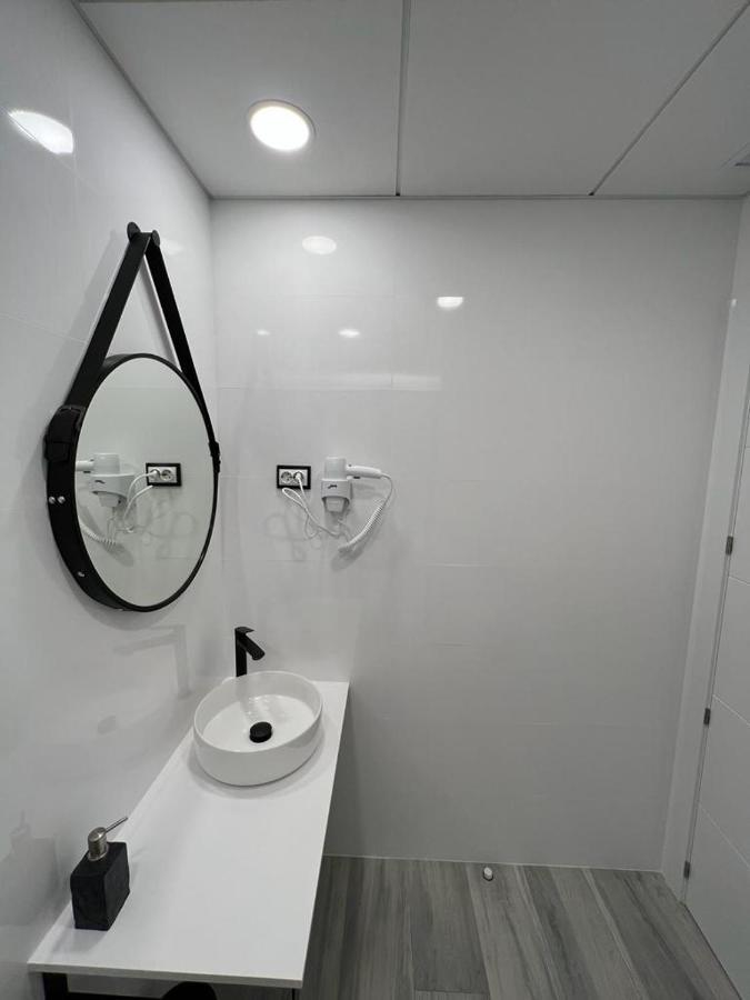 Ch Tanez Carolina A Hotel Мадрид Екстериор снимка