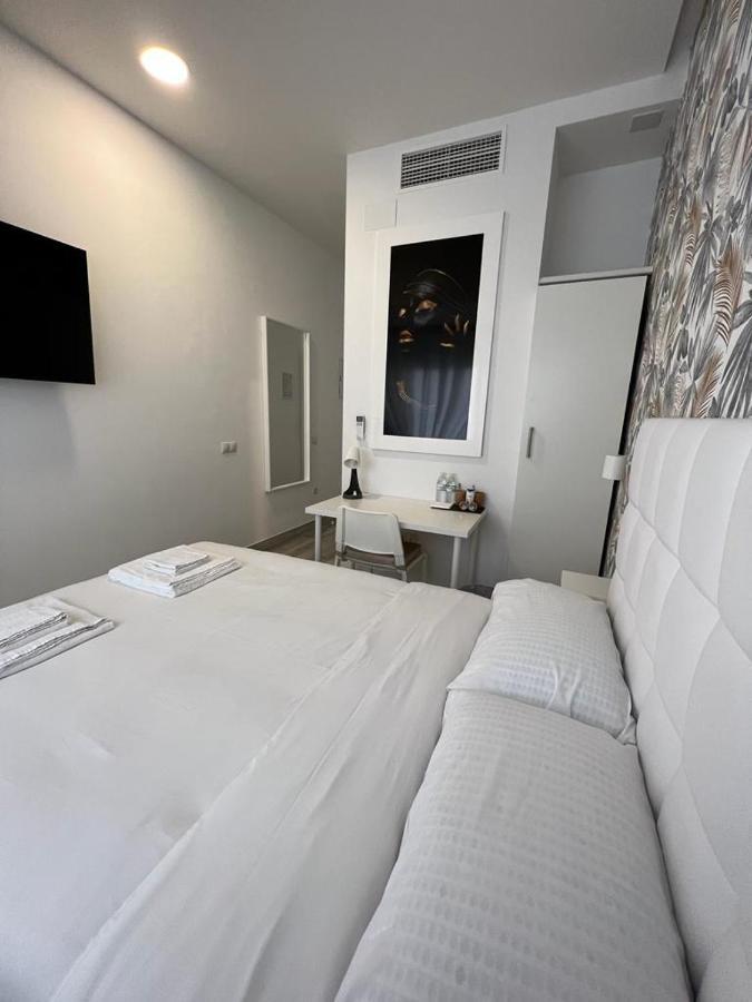 Ch Tanez Carolina A Hotel Мадрид Екстериор снимка
